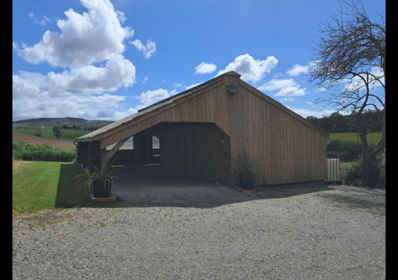 Chalets De Pont Cob Avec Spa Gouézec Exteriör bild