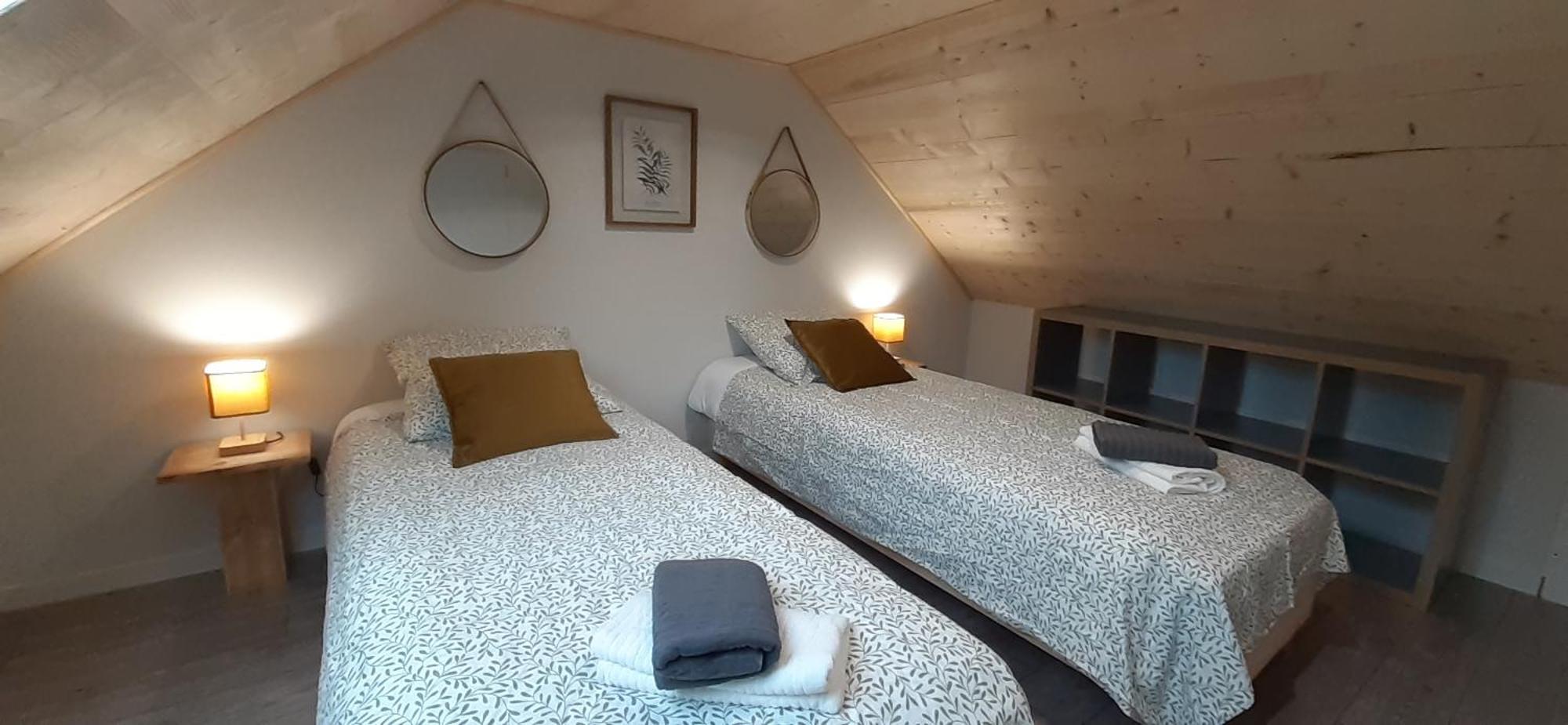 Chalets De Pont Cob Avec Spa Gouézec Exteriör bild
