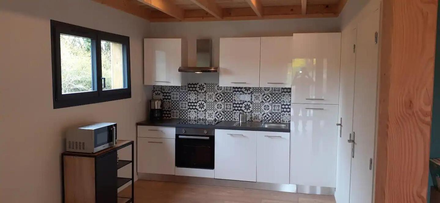 Chalets De Pont Cob Avec Spa Gouézec Exteriör bild